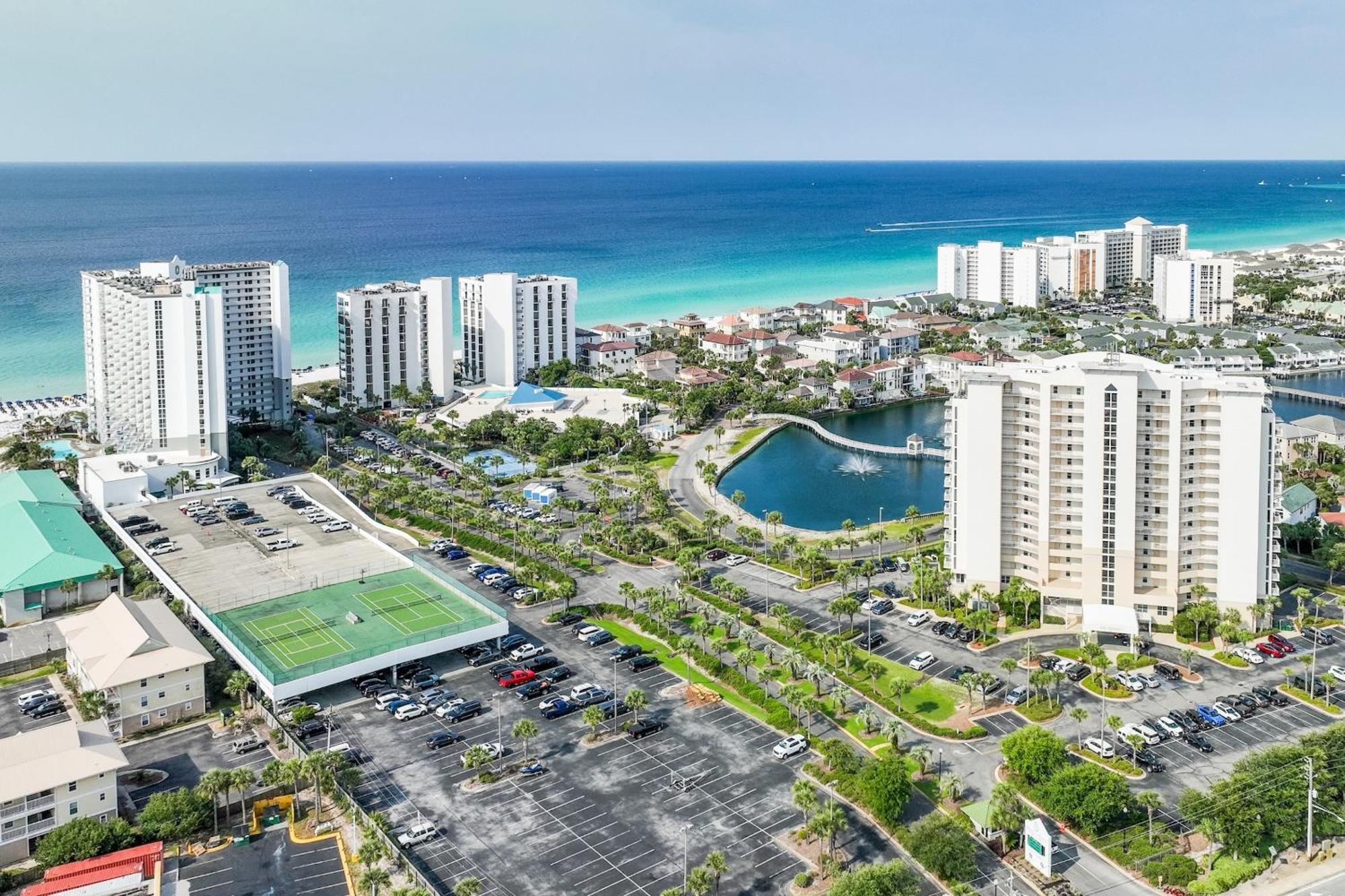 Pelican Beach Resort By Panhandle Getaways Дестин Екстериор снимка